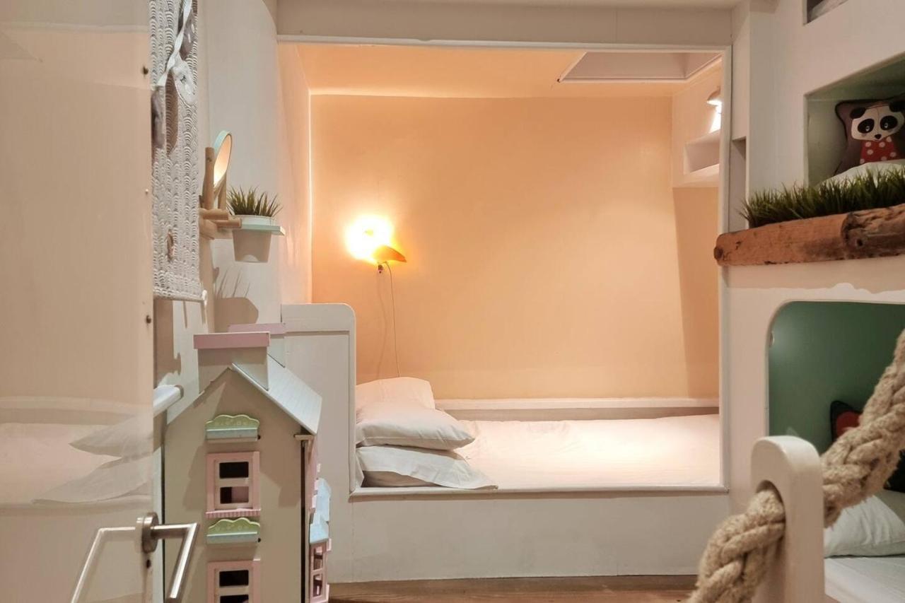 Quirky Seaside Family Cottage Walk To The Waves! Brighton Exterior foto